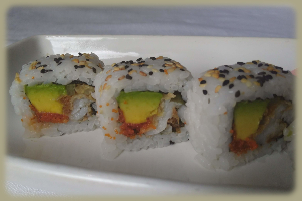 Sakana-Roll - Rollo $22,200 - 1/2 Rollo $15,300